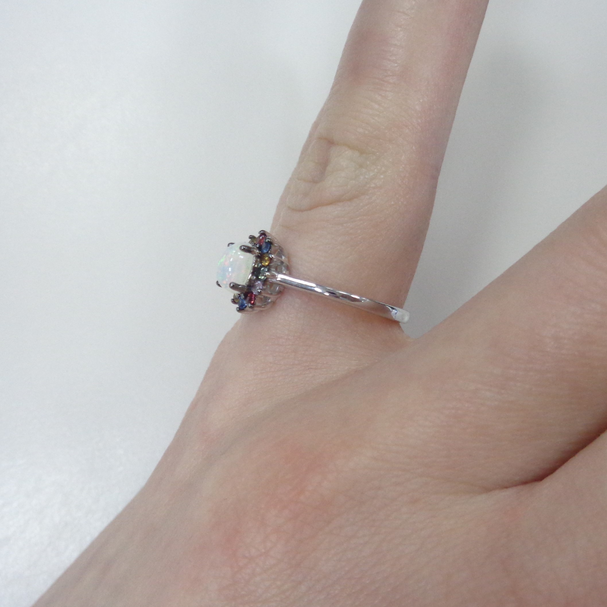 Серебряное кольцо с опалом